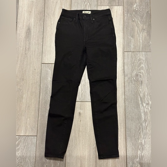 Madewell 10” High-Rise Skinny Jeans in Black Frost - Picture 6 of 12